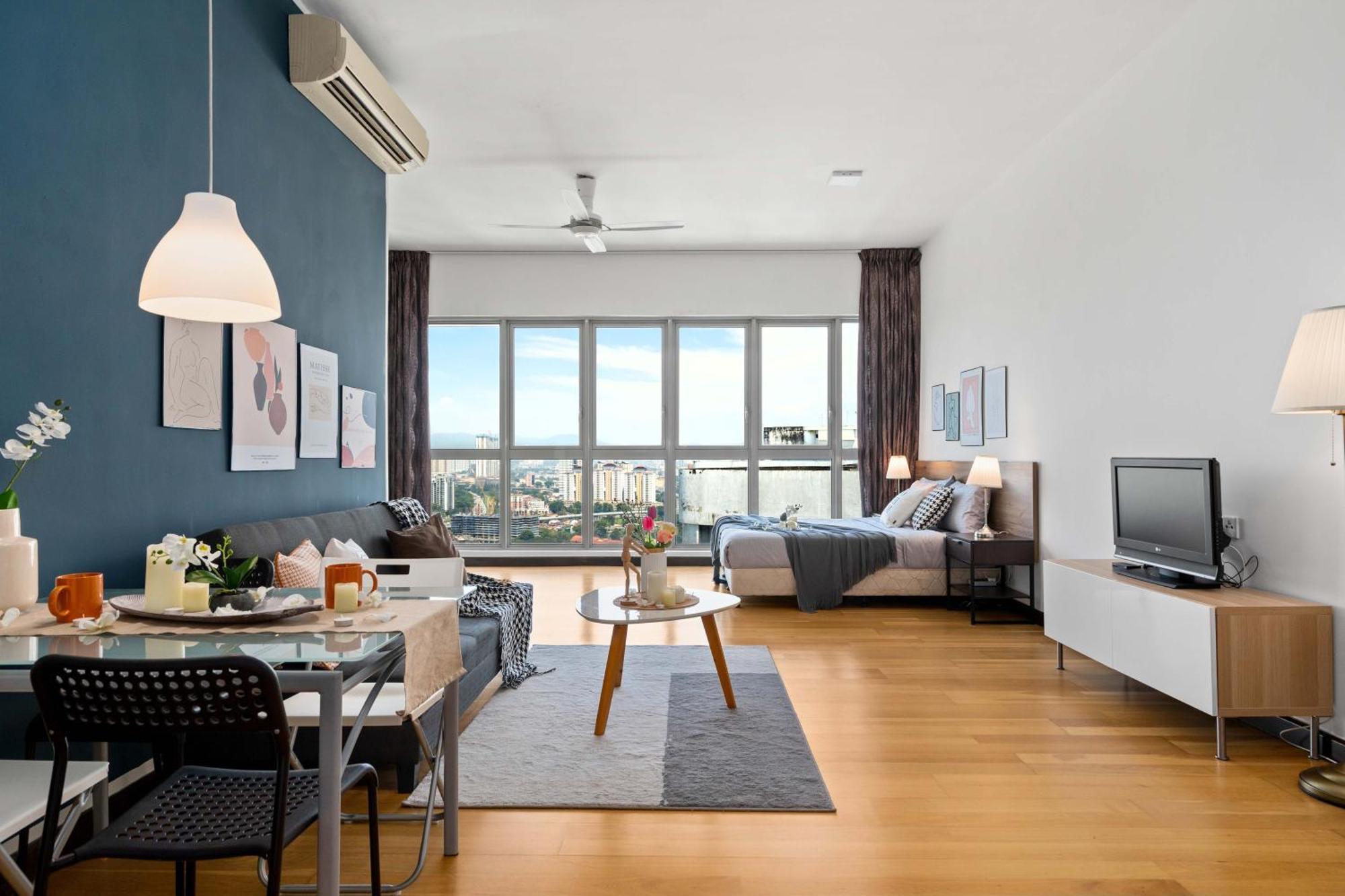 Naibnb In Regalia Residence Куала-Лумпур Экстерьер фото